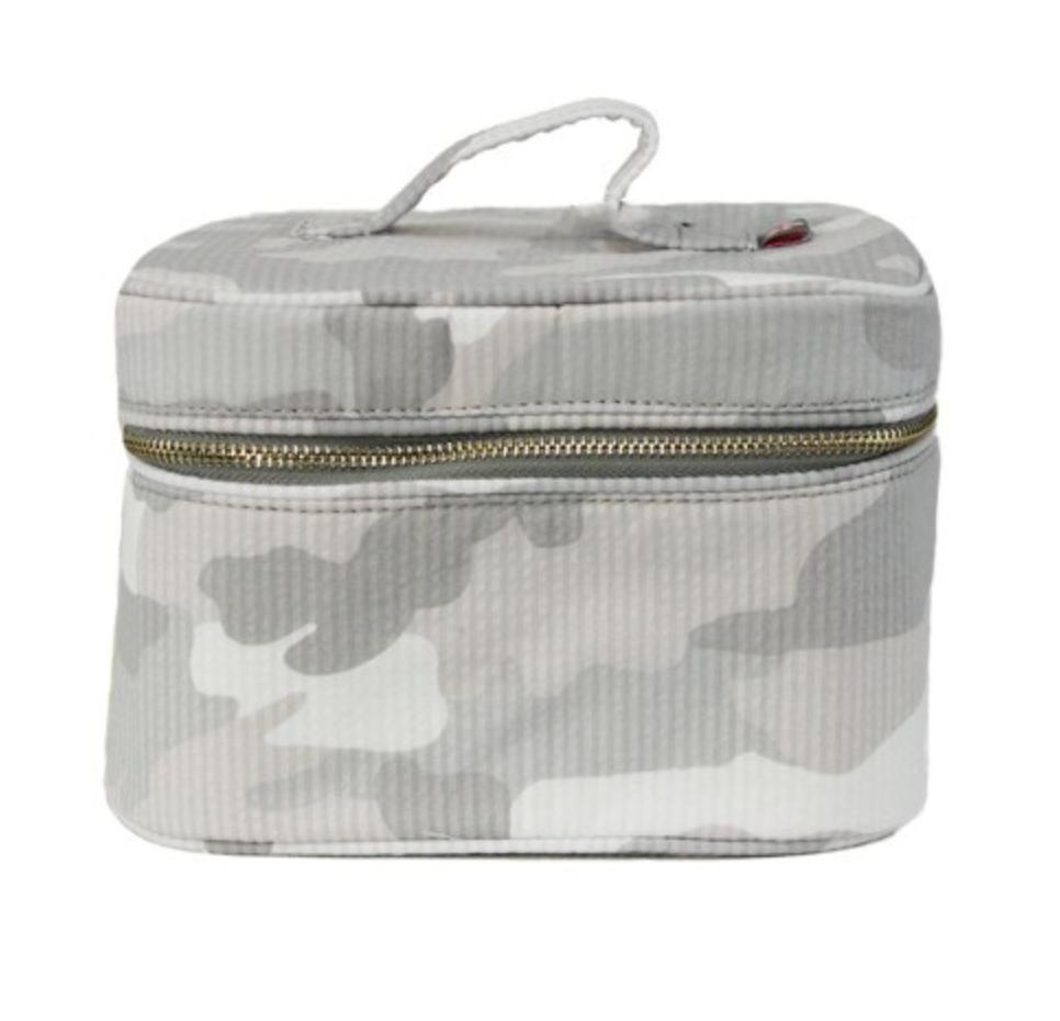 Mint Train Case